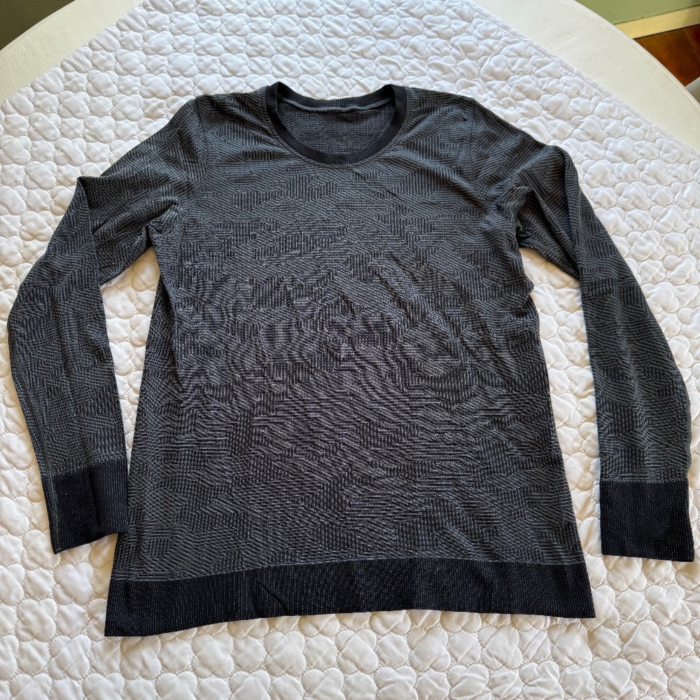 lululemon Crew Neck Active Top Size 6